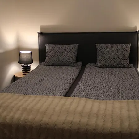 Casino Islands Retreat 公寓 *